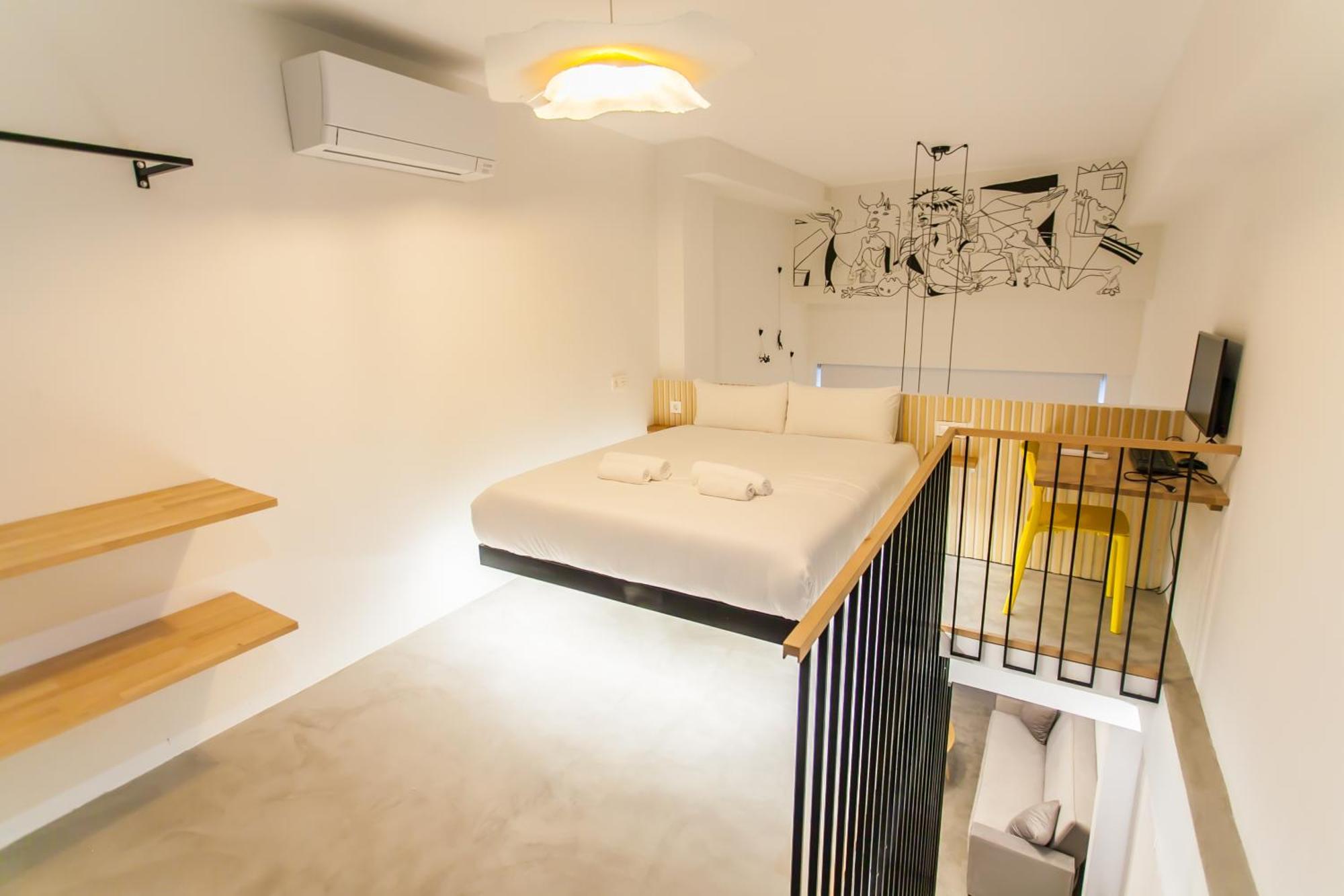 Guernica Luxury Duplex - Location, Light, And Art Apartment Madrid Exterior photo